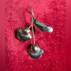 Earring Single 925 Sterling Silver Drop Floral & Leaves Pierced Wire